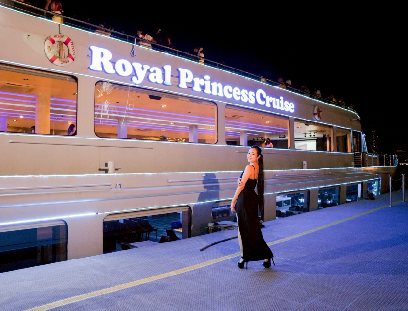 Royal Princess Cruise : Sunset (1 ใบ/1 ท่าน)