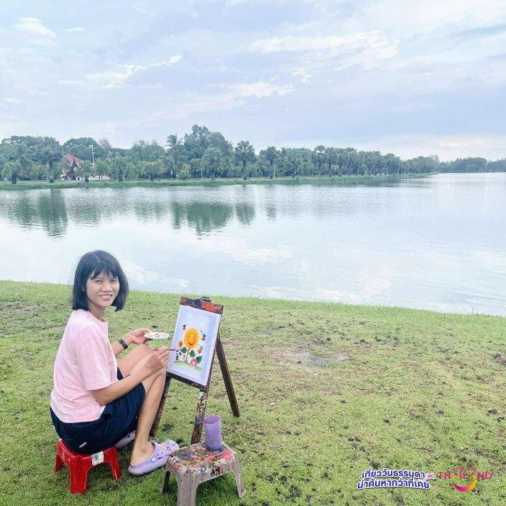 Workshop สบาย ๆ กับการระบายสีบนผ้า ที่สวนสาธารณะยามเย็น 🌱🎨
