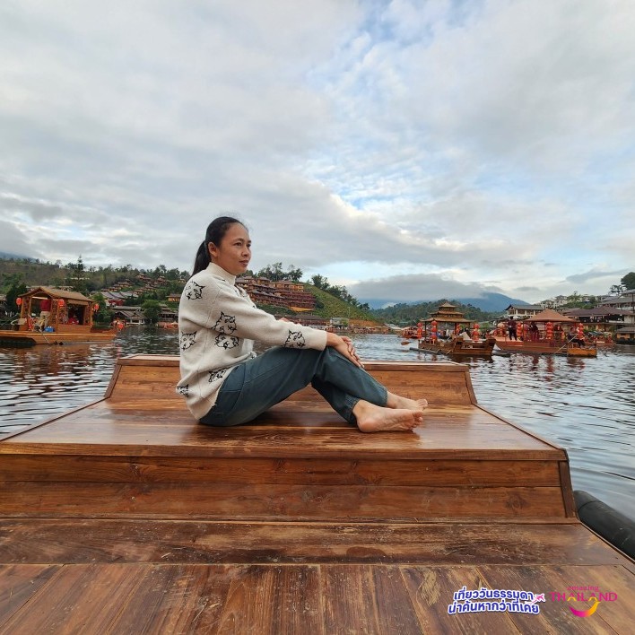 บ้านรักไทย – เสน่ห์แห่งขุนเขาที่ต้องไปให้ได้สักครั้ง 🌿