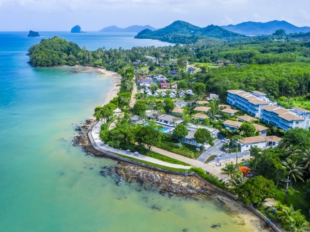 เคป กูดู โฮเทล (Cape Kudu Hotel) <small>จ.พังงา</small>